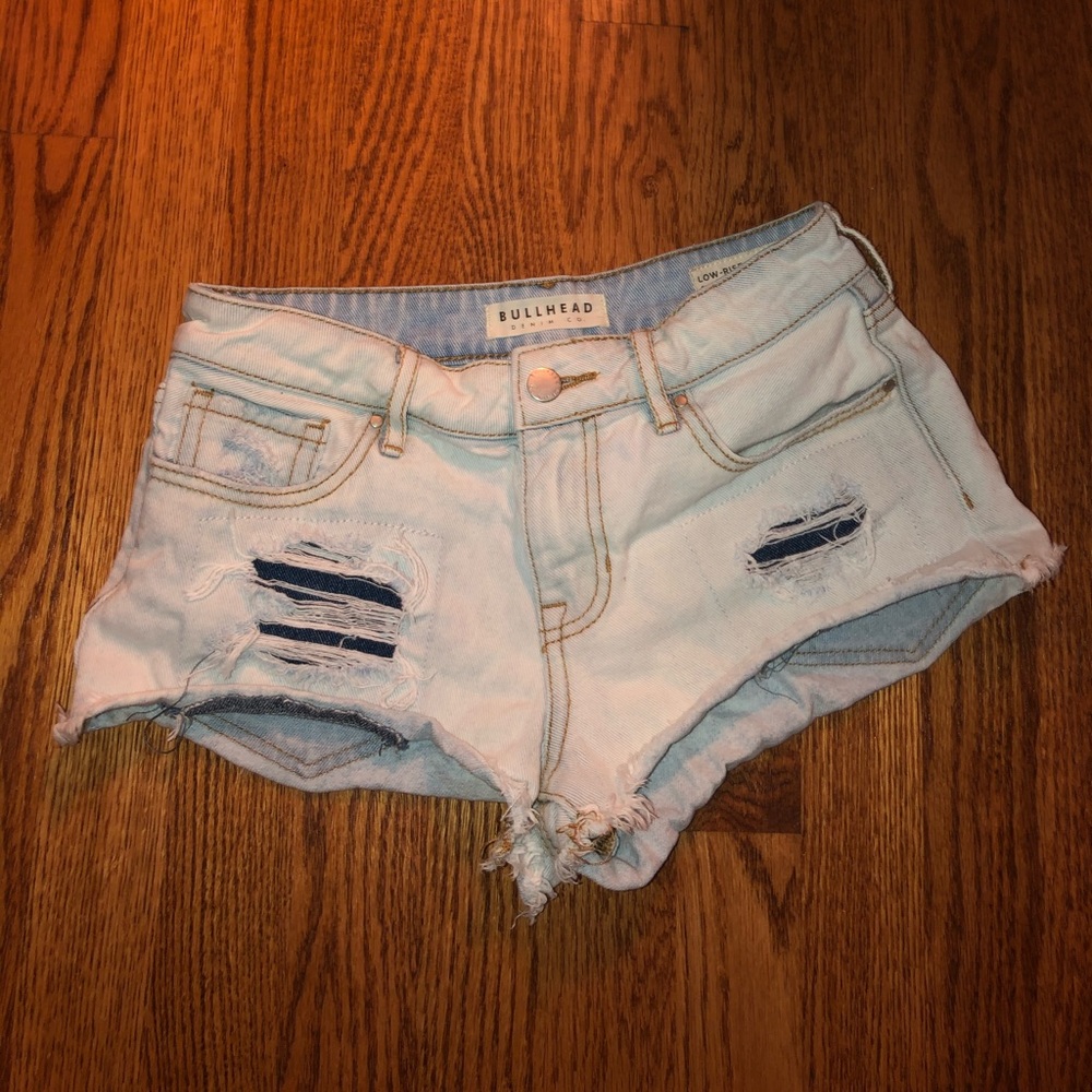 bullhead jean shorts